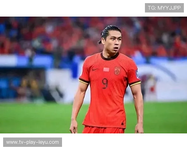 10轮不胜下课！57岁熟门帅赋闲，国足该捡漏吗？，国足最帅门将