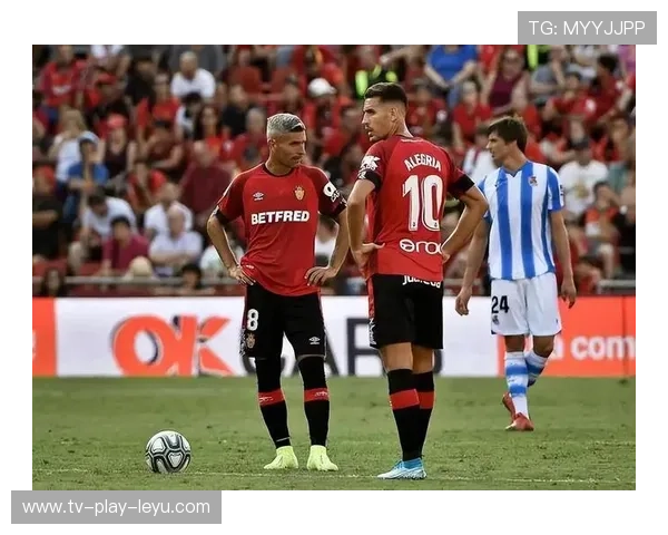 拜仁前场围抢断球能力远超博卡中场组织——洞察背后的训练秘密