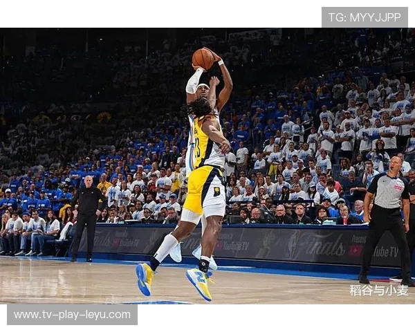 步行者外线火力强劲，连续命中三分引全场欢呼，户步行者